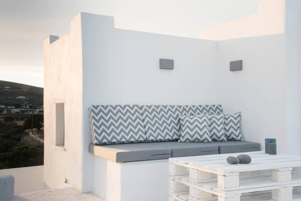 Sunny Studio W.Breathtaking Naxos Views In Isterni Isterni (Paros) Exterior foto